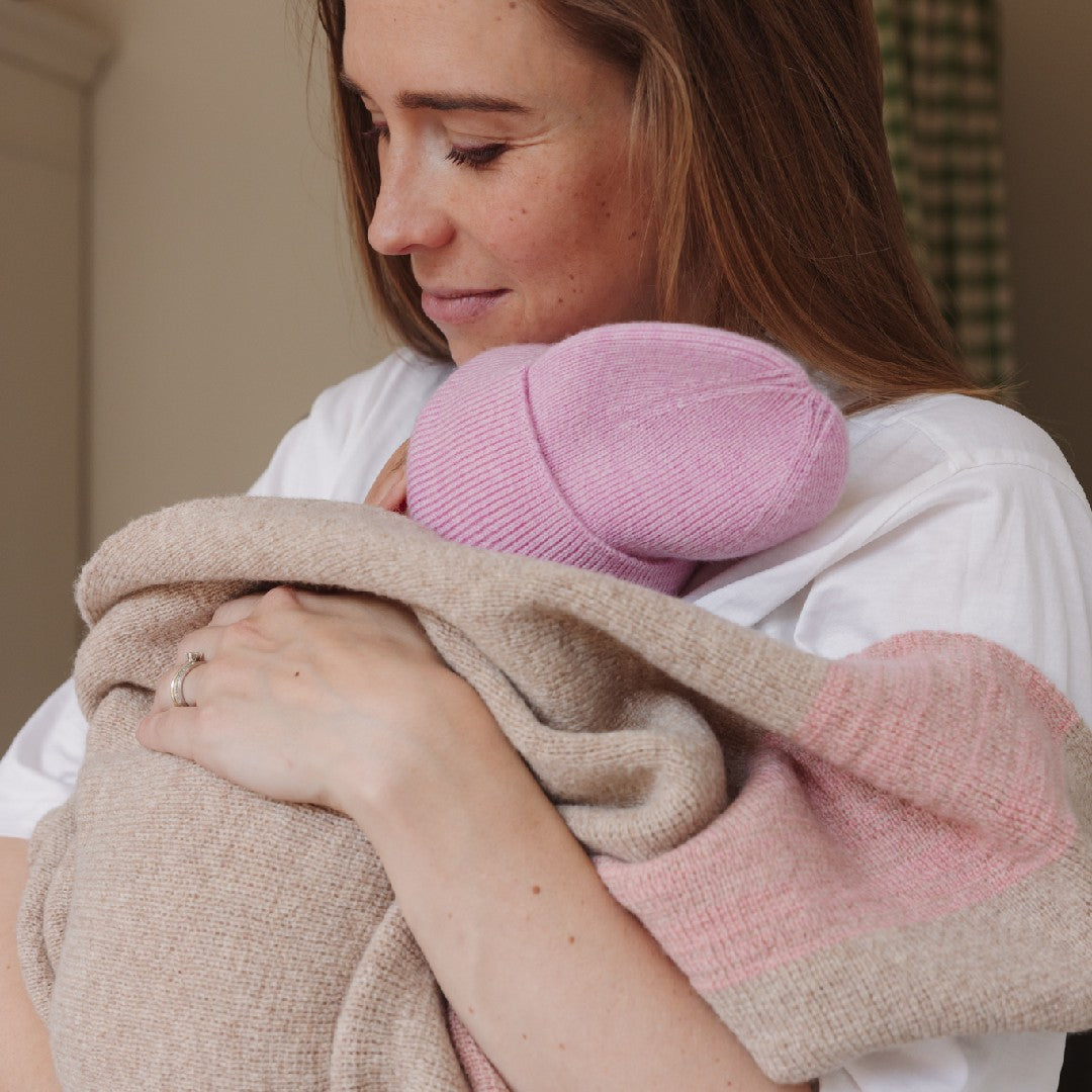 Hvid Beanie Fonzie Newborn Cotton Candy