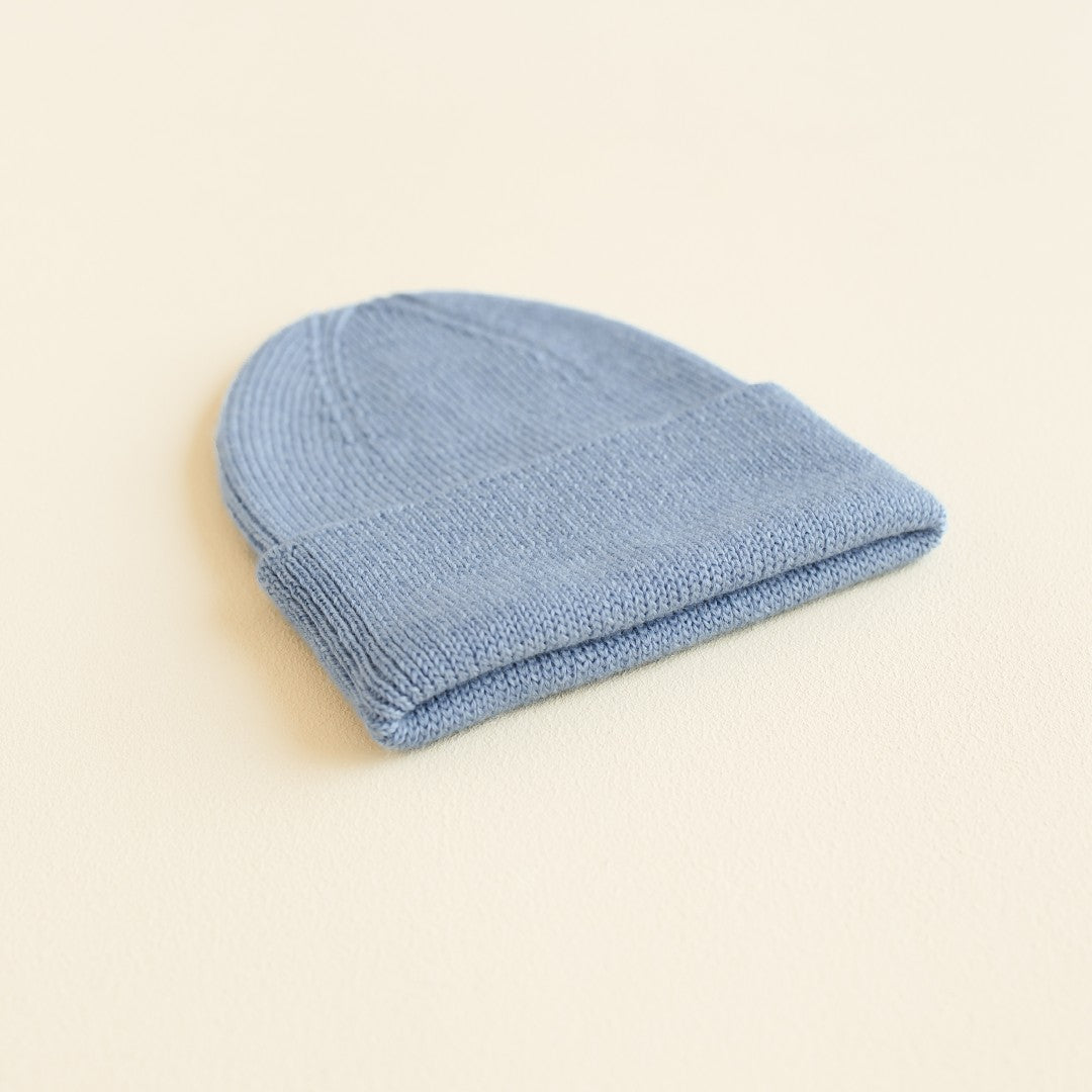 Hvid Beanie Fonzie Newborn Light Blue