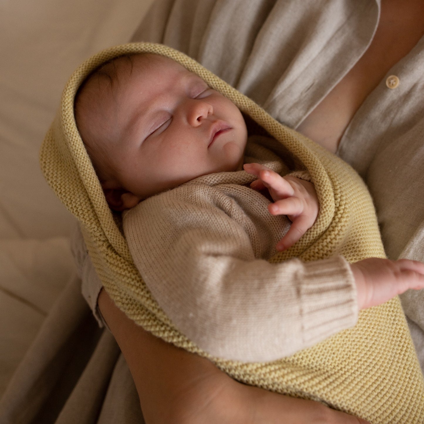 Hvid Cocoon Light Yellow