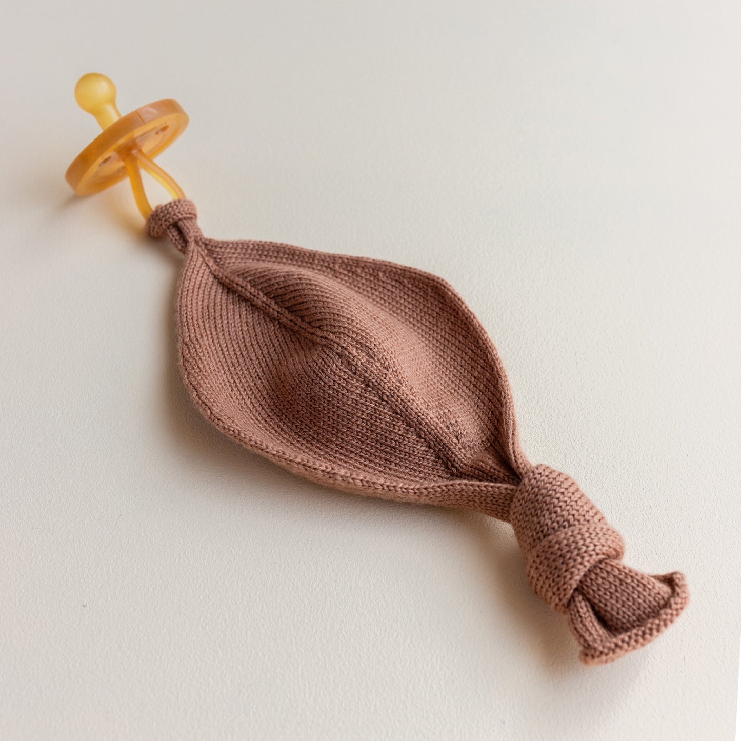 Hvid Titi Comforter Speendoekje Terracotta