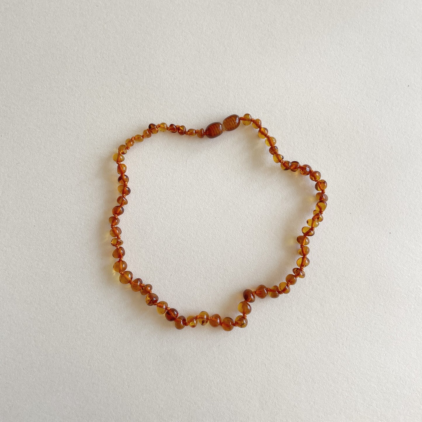 Mayli Barnsteen Peuter Ketting Cognac