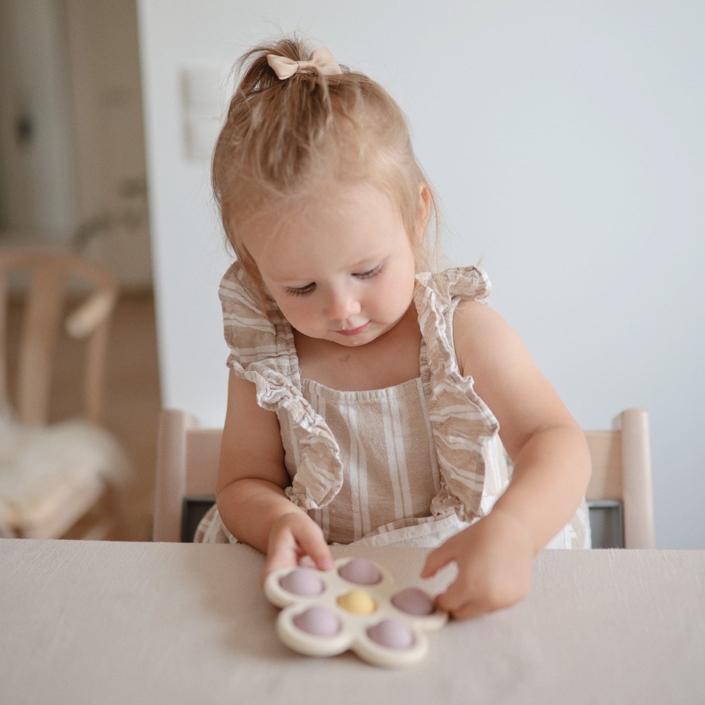 Mushie Flower Press Toy Lilac Daffodil