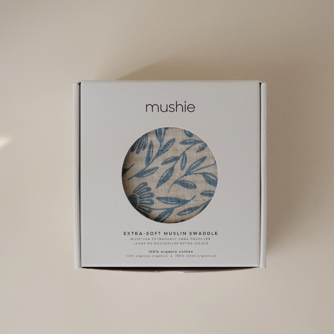 Mushie Swaddle Blue Flowers 120x120cm