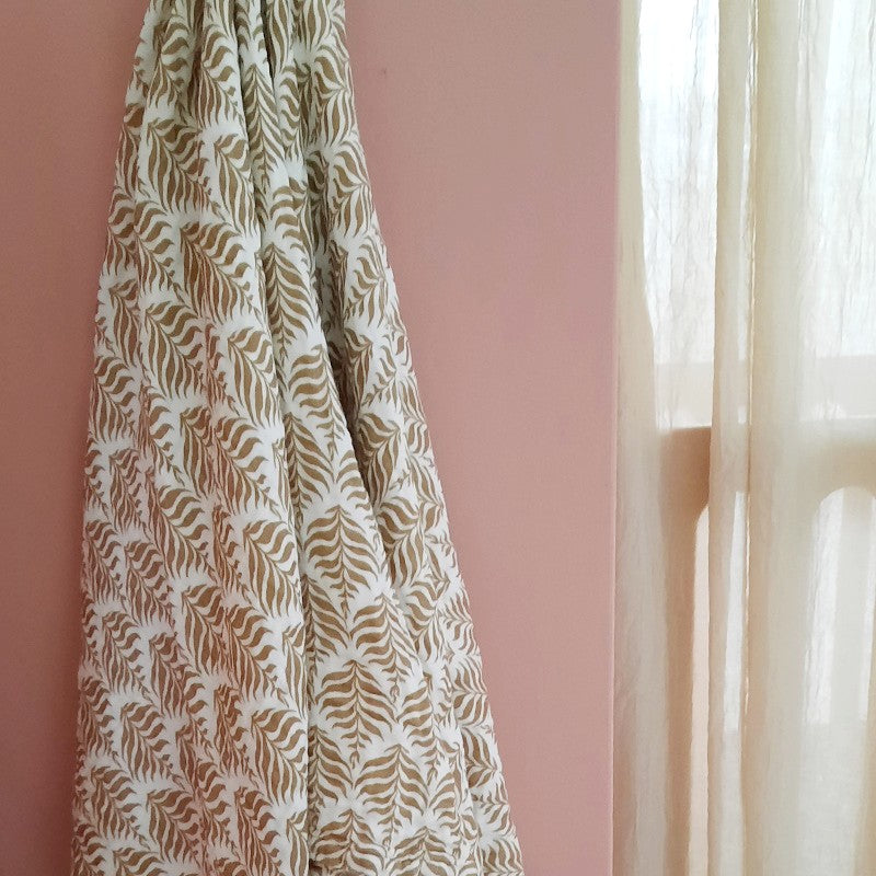 Luz and Moon XL Swaddle India mocca