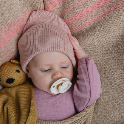 Hvid Beanie Fonzie Newborn Powder