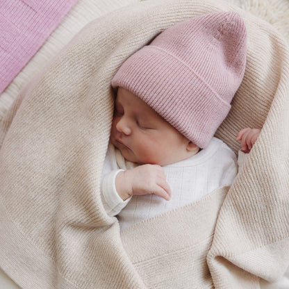 Hvid Beanie Fonzie Newborn Powder