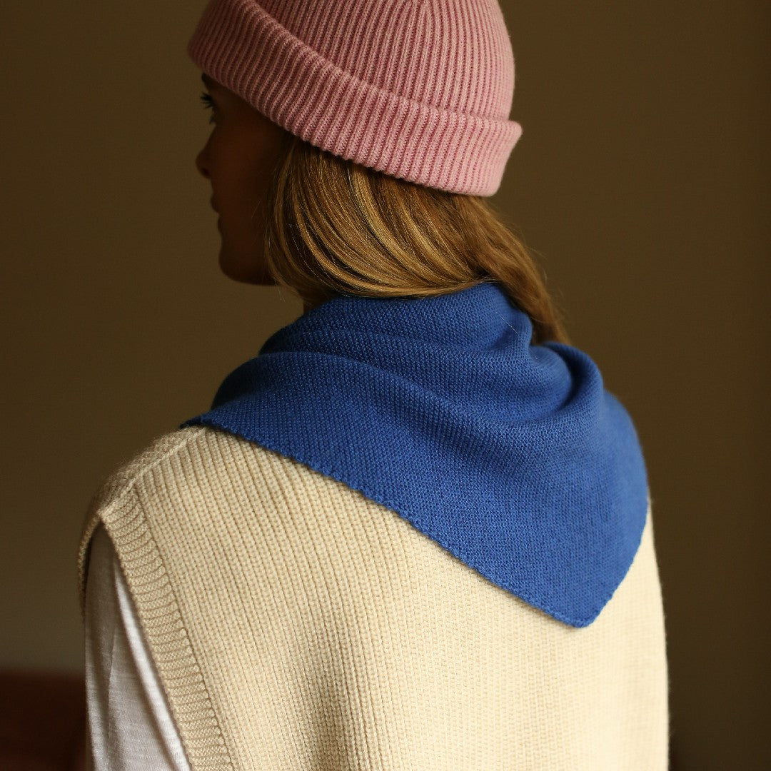 Hvid Sjaal Josephina Cobalt Blue