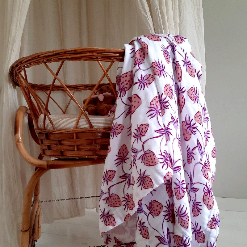 Luz and Moon XL Swaddle Mae Lila