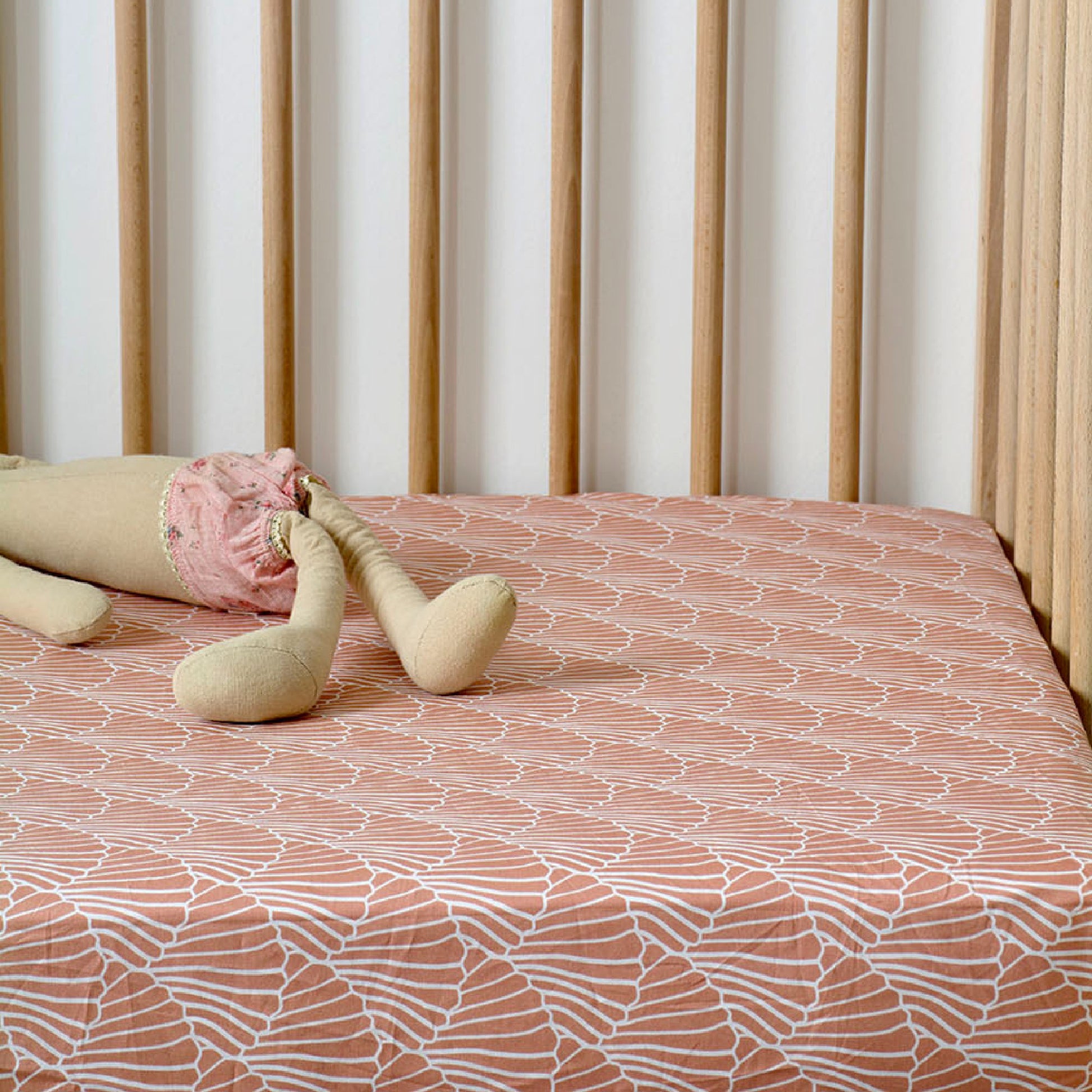 Swedish Linens Hoeslaken Seashells Terracotta Pink 60x120cm